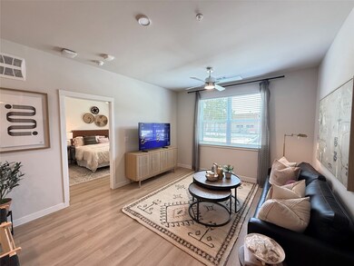 1610 Campbell Rd unit B1.361, Houston, TX 77055 - photo 3