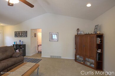 1435 Wakely St NE, Grand Rapids, MI 49505 - photo 3