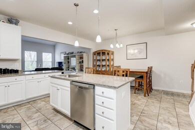 2856 Union Square Rd unit 17, New Windsor, MD 21776 - photo 7