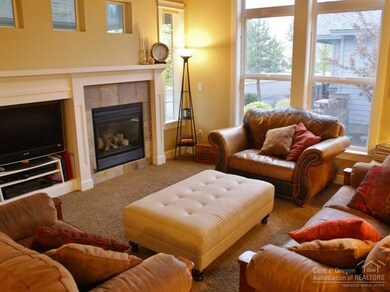 19463 Blue Lake Loop, Bend, OR 97702 - photo 4