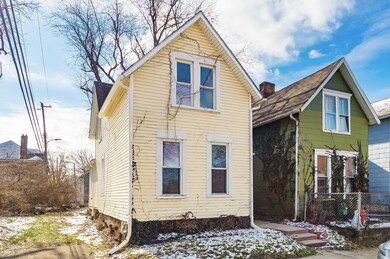R -Mcallister Ave 005