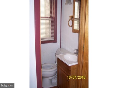 323 Hazle St, Tamaqua, PA 18252 - photo 7