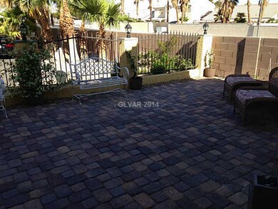 Property Photo. Front Courtyard