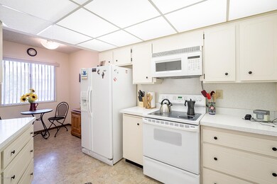 Light & Bright Kitchen