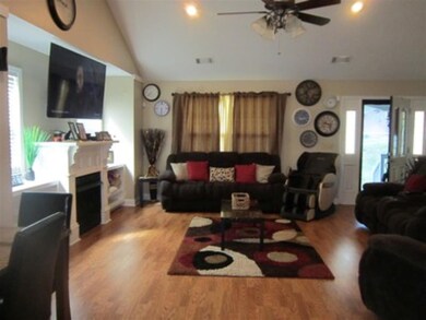 112 Maplewood Ave SW, Milledgeville, GA 31061 - photo 5