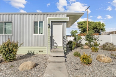 1134 Villa Calimesa Ln unit 98, Calimesa, CA 92320 - photo 3