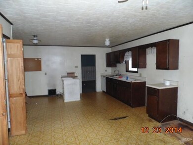 174 E Jackson St, Monroe, IN 46772 - photo 4