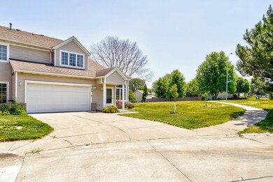 4140 Eisenhower Ln unit 8, Ames, IA 50010 - photo 2