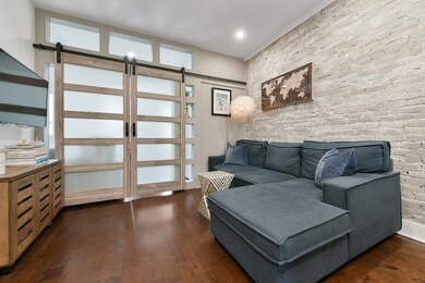 27 Swallow St unit 2, Boston, MA 02127 - photo 2