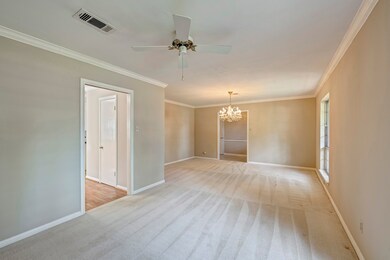 10034 Locke Ln, Houston, TX 77042 - photo 4