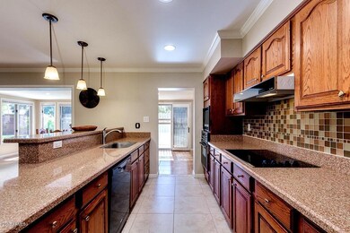 321 E Manhatton Dr, Tempe, AZ 85282 - photo 6