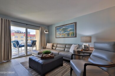 3801 S Atlantic Ave 204-4 LIVING ROOM