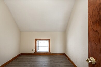 325 Hope St unit 3, Fall River, MA 02721 - photo 6