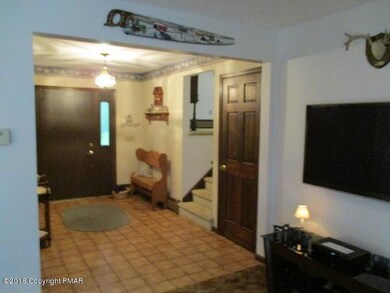 304 Main St, Jim Thorpe, PA 18229 - photo 5