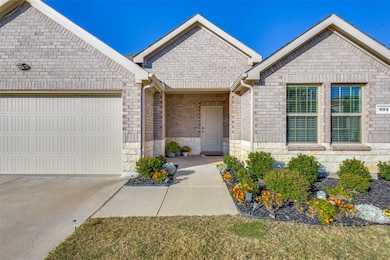 904 Stockton Pass Ln, Princeton, TX 75407 - photo 2