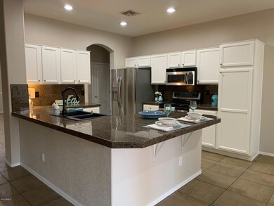 1352 W Roadrunner Dr, Chandler, AZ 85286 - photo 5