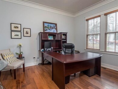 Main Level Office