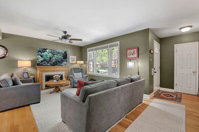 1353 Portsmouth Ave, Westchester, IL 60154 - photo 4