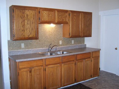 Newer Counter Tops, Double Sink, Vinyl Floor