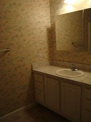 15 Surry Dr, Uxbridge, MA 01569 - photo 5