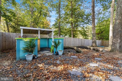 11221 Maplewood Dr, Dunkirk, MD 20754 - photo 3