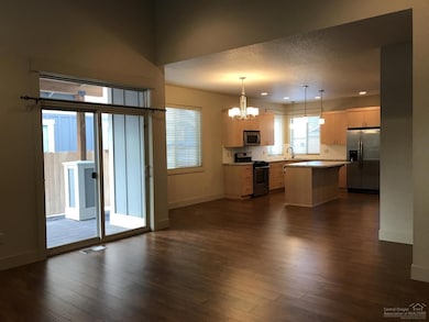 61553 SE Chief Joseph Ln, Bend, OR 97702 - photo 2