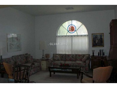 Living Room. LR Dinning Combo