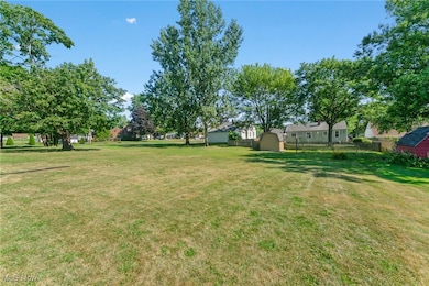 445 Powers Ave, Girard, OH 44420 - photo 2