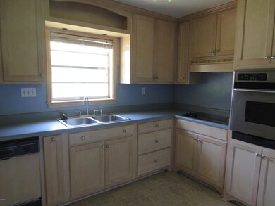 KITCHEN VIEW 2