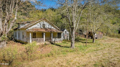 413 Willow Branch Rd, Bristol, VA 24202 - photo 4