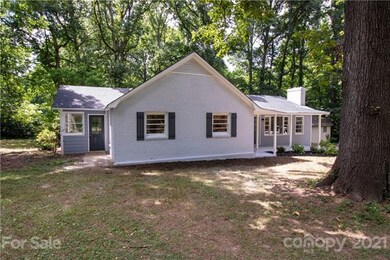 107 Songbird Ln, Statesville, NC 28625 - photo 2