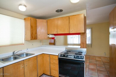 Spacious kitchen