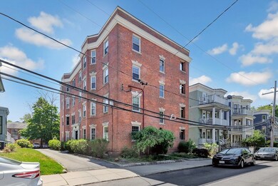 35 Pemberton St unit 4, Cambridge, MA 02140 - photo 2