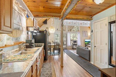 Kitchen (2)