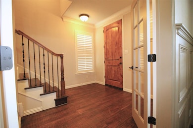 528 Tuscan Dr, Irving, TX 75039 - photo 3