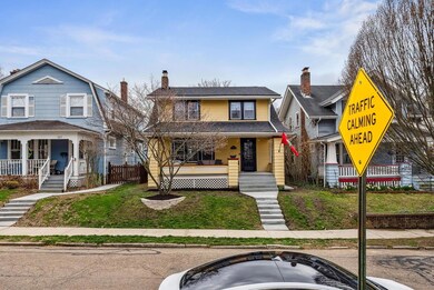 35-web-or-mls-221-e-pacemont-rd