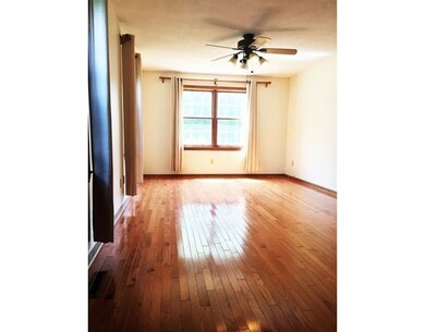 24 Thayer St, South Deerfield, MA 01373 - photo 7