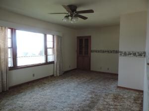 3 Living room