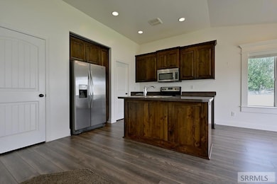 4211 E Roy Cir, Idaho Falls, ID 83401 - photo 4