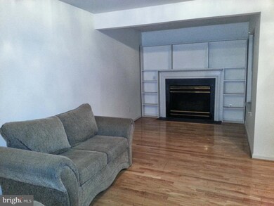 13519 Bannacker Place, Herndon, VA 20171 - photo 5