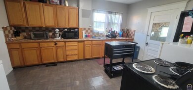 201 S 3rd St, Mayetta, KS 66509 - photo 5