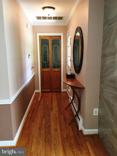 916 W Maple Dr, Southampton, PA 18966 - photo 3