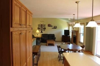 Kichen eating area