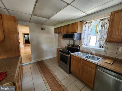 452 Graythorn Rd, Middle River, MD 21220 - photo 6