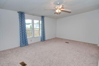 5-Living Room view 3