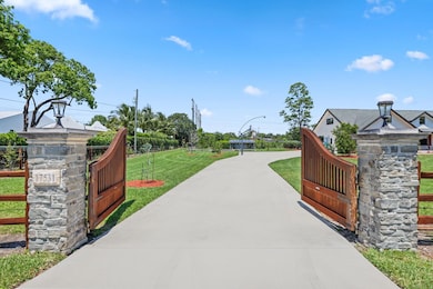 17531 SW 68th Ct, Southwest Ranches, FL 33331 - photo 3