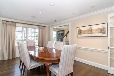 10 Winthrop Rd, Wellesley, MA 02482 - photo 5