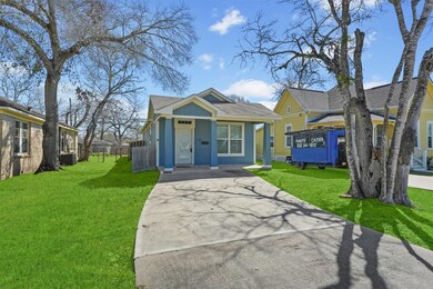 1305 4th St, Rosenberg, TX 77471 - photo 2