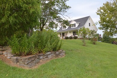 1051 Goshen Rd, Lawrenceburg, KY 40342 - photo 2