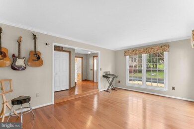 13241 Osterport Dr, Silver Spring, MD 20906 - photo 5
